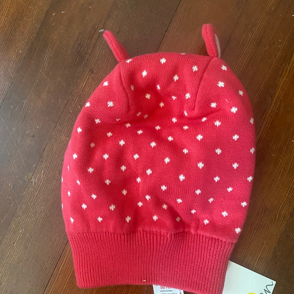 Winter hat. 2-4 year girl. Never worn. New with tags. - Picture 2 of 2
